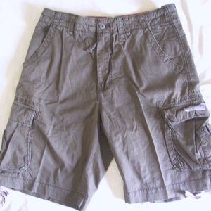 CARGO SHORTS WITH MAX STORAGE